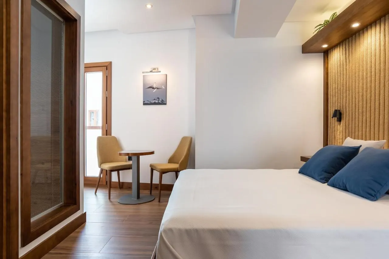 **  Hotel Antantie Conil De La Frontera Spain